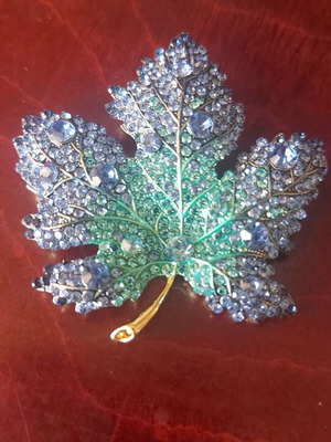 Pendant large with blue and green crystals new