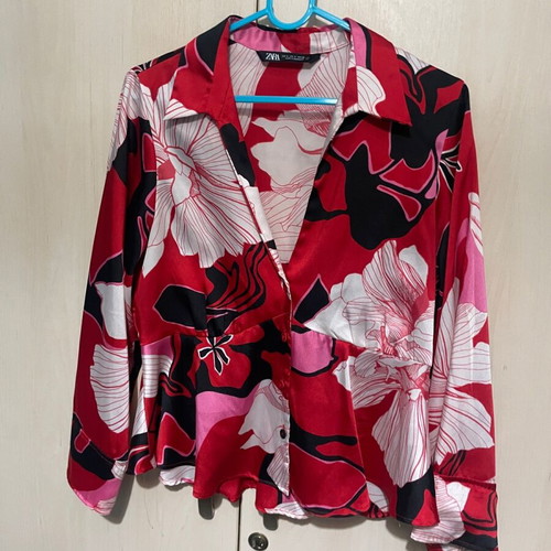 Zara printed shirt size small like new