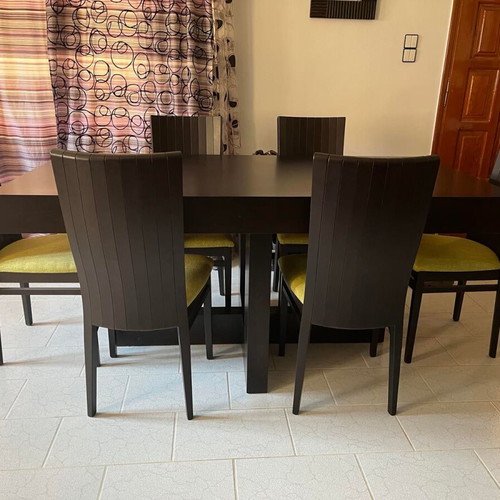 Join dining set from solid walnut wood, like new