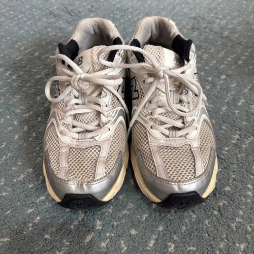 New Balance 530 sneakers used, silver, size 39.5
