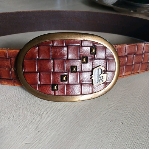 Guess leather belt 85 cm like new, brown