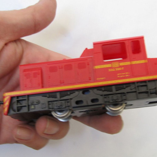 Lima HO scale German locomotive BR 332 used, works well