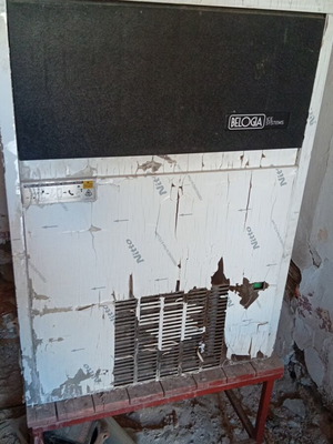 Ice machines used, one fully functional, one needs repair