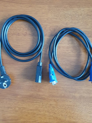 Computer cable set used with power and VGA cables