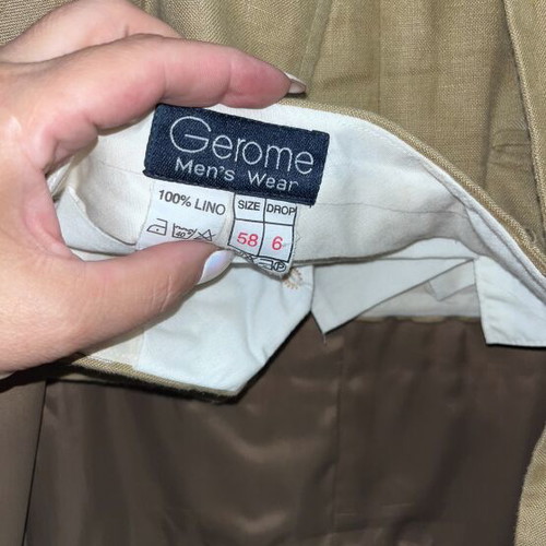 Linen suit like new, mustard color
