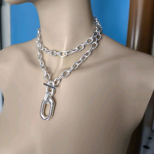 Double necklace new silver with geometric clasp