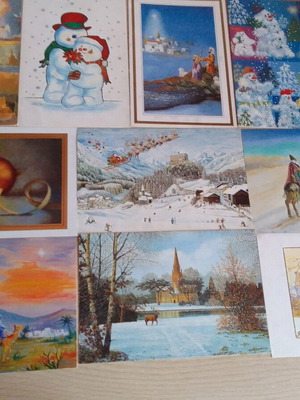 Christmas cards in like new condition, 10 folded for wishes