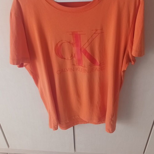 T-shirt Calvin Klein XL like new, orange