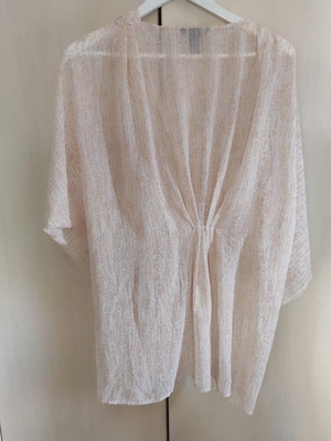 H&M airy top like new, size L