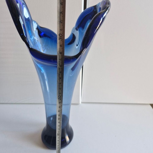 Blue glass vase vintage like new