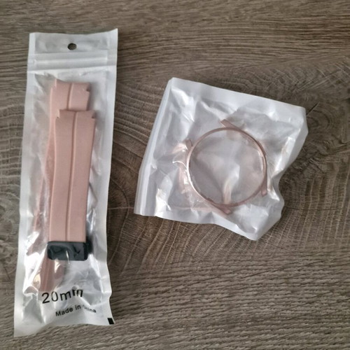 Strap and protector for Samsung Galaxy Watch 5 new