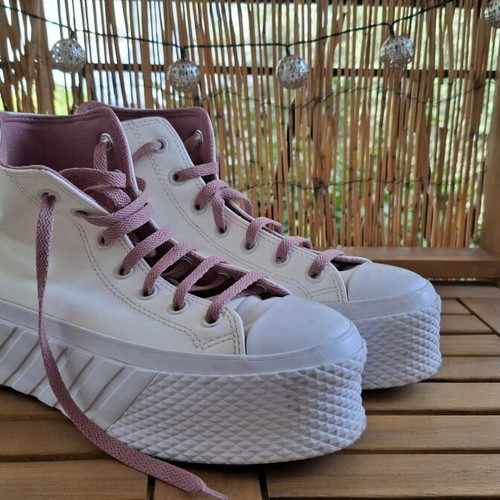 Converse white platform shoes size 39 like new