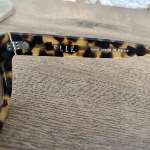 Elle vintage sunglasses with new lenses and tortoiseshell frame