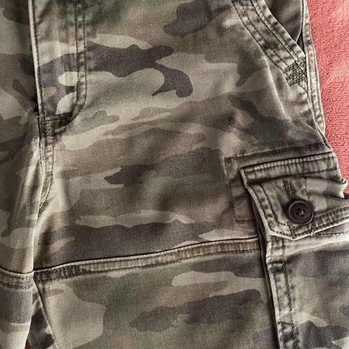 Abercrombie & Fitch Boys' Cargo Shorts camouflage size M like new