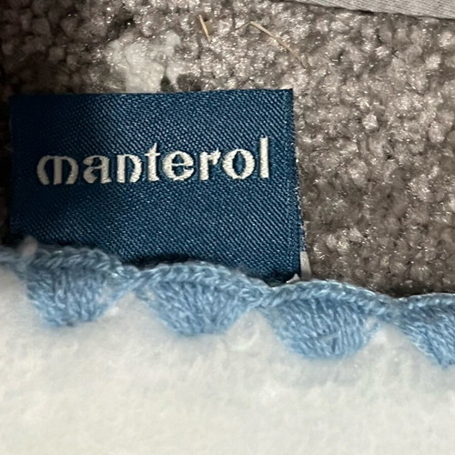 Manterol Spanish baby crib blanket like new