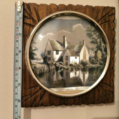 Decorative frame used in good condition