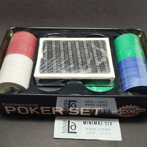 Chivas Regal poker set like new, collectible vintage