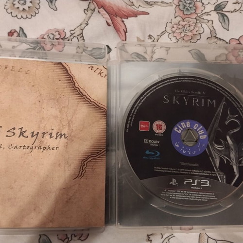 Elder Scrolls V Skyrim PS3 game with manual and map