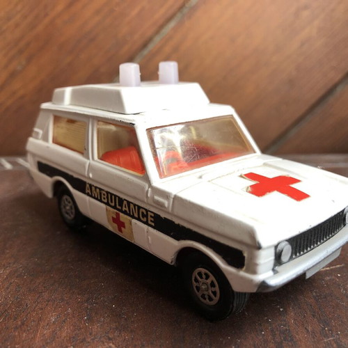 Corgi Toys Vigilant Range Rover Ambulance used, Whizzwheels series 1970s
