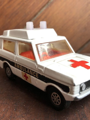 Corgi Toys Vigilant Range Rover Ambulance used, Whizzwheels series 1970s