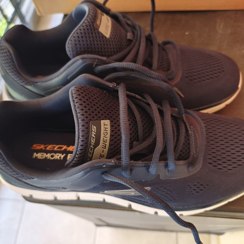 Skechers Lite Weight νούμερο 44 καινούργια αθλητικά παπούτσια με memory foam άσπρο μπλε