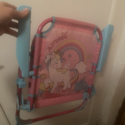 Children's beach chair with unicorn design
