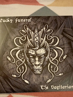 Lucky Funeral - The Vagitarians split single σαν καινούργιο, metal