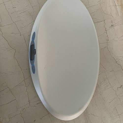 Chicco baby scale used, functional, needs batteries