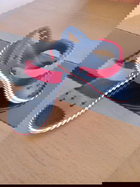 Crocs πεδιλα c8 (24-25)