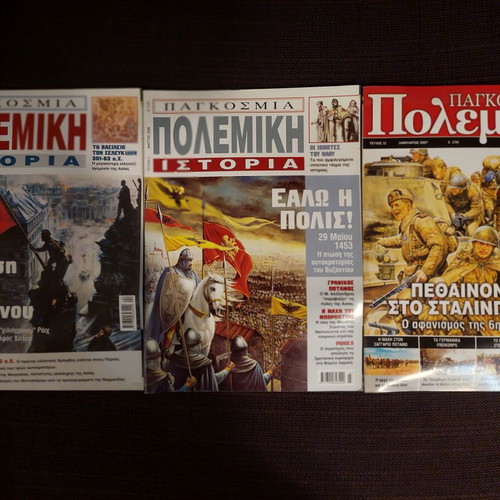 Military history magazines used, pack