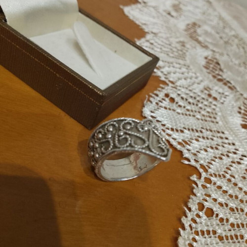 Silver ring 925 like new, solid handmade