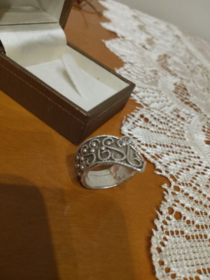 Silver ring 925 like new, solid handmade