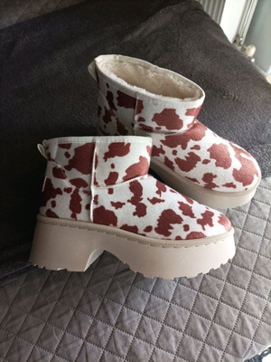 Luigi women's boots new, size 38, beige and brown with fur lining