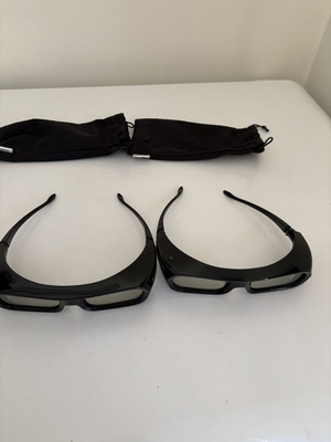 Sony TDG-BR250 3D glasses, 2 pairs with cases, USB rechargeable