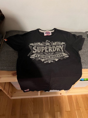 Superdry t shirt used, black, size M