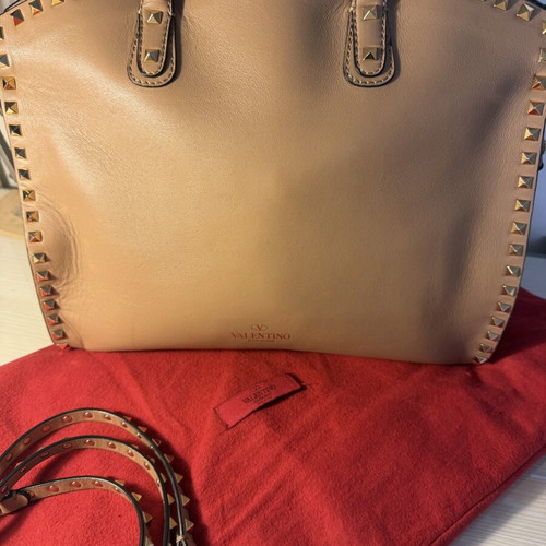 Valentino Bags beige handbag like new with gold details