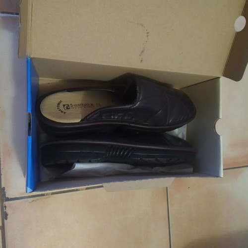 Sanitaire men's slippers size 41 like new, black and brown