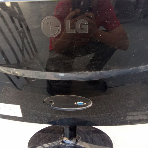 LG Flatron computer monitor like new