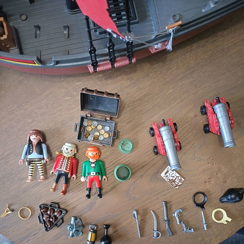 Playmobil 3900 Red Corsair pirate ship used