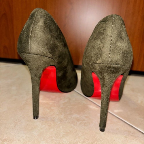 Khaki high heels with thin heel