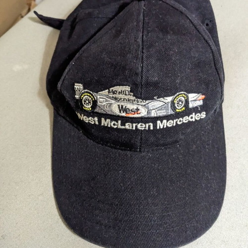 Jockey hat Formula 1 West McLaren Mercedes used