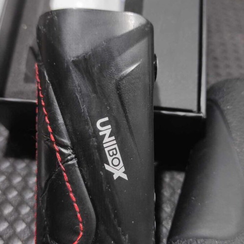 Oxva Unibox Mod 80W black metal with silicone case and leather