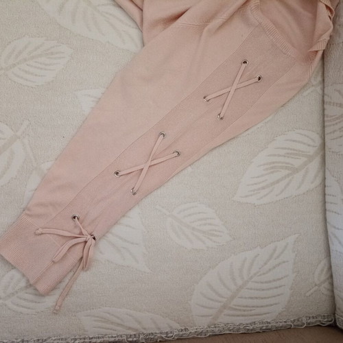 Blouse salmon with lace-up sleeves, like new, size M
