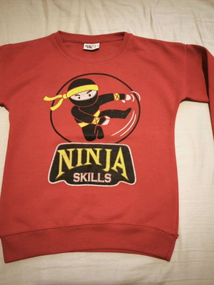 Children's red long-sleeve shirt used size 128