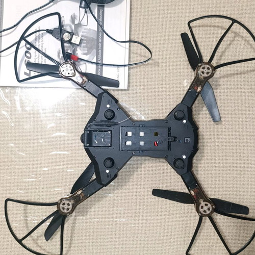 MJX X101 X300C X600 RC Quadcopter/Hexacopter Transmitter like new with phone holder
