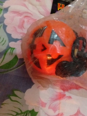 Halloween Pumpkin Squirter Collectible New