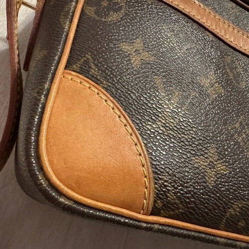 Louis Vuitton crossbody bag used, brown