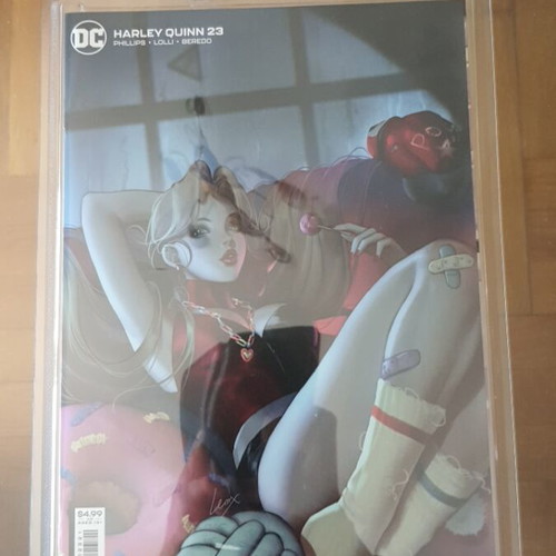 Harley Quinn #23 Leirix Li Card Stock Variant comic book like new