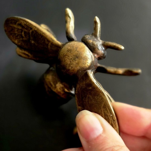 Bronze bee like new