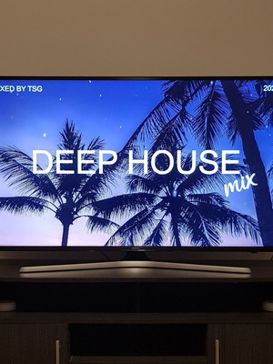 Samsung 50-inch 4K HDR Smart TV Series 6 (2017)